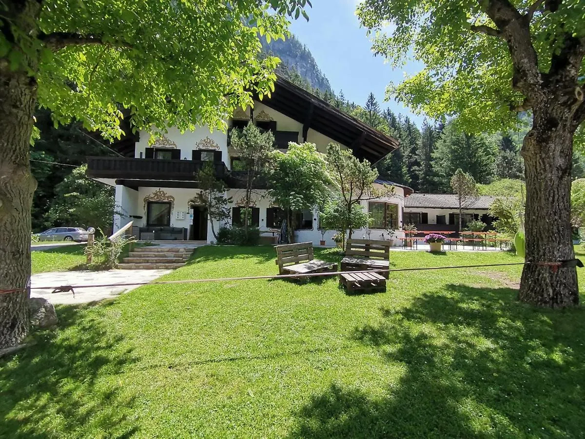 Bed & Breakfast Pension Almhof Baumgarten Bad Reichenhall