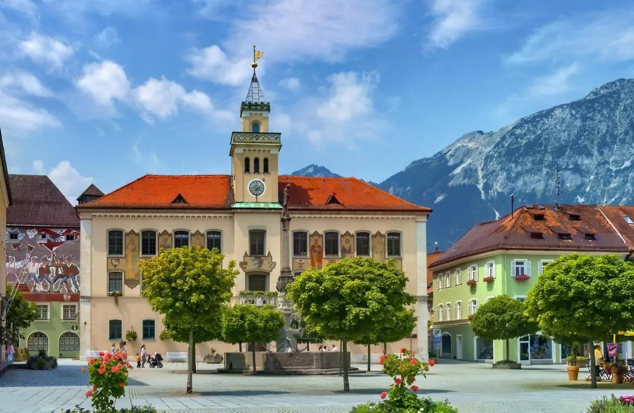 B&B Pension Almhof Baumgarten 바트라이셴할